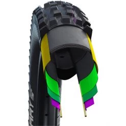 Schwalbe Pneus VTT Magic Mary Super Downhill Evolution Pneu Pliable 26x2.35" TLE E-25 Addix Ultra Soft, Noir -Pneus VTT Soldes 2022 schwalbe magic mary super downhill evolution folding tyre 26x235 tle e 25 addix ultra soft black 4